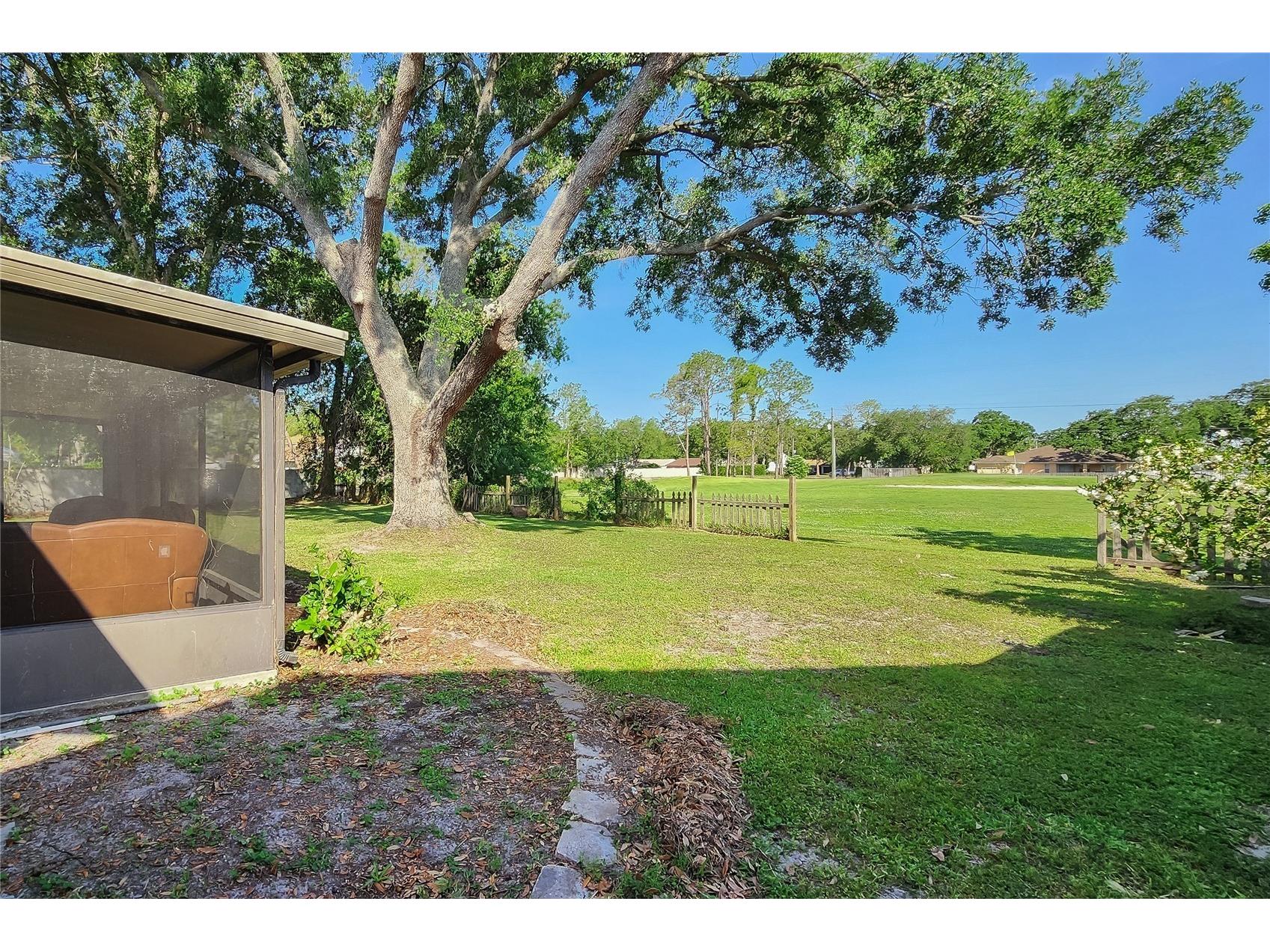 16169 Gardendale Drive Tampa FL 33624 TB8500281 image30
