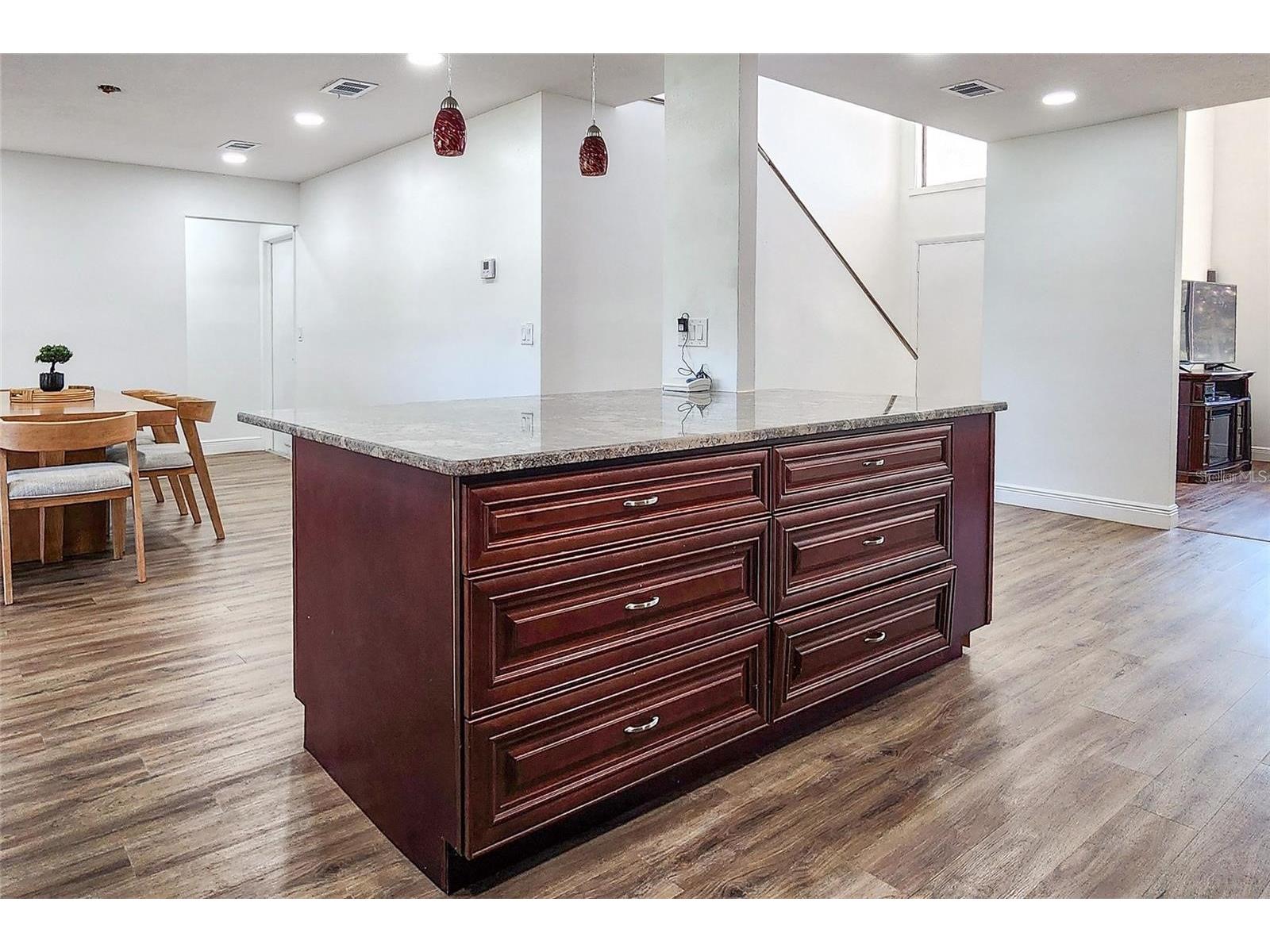 16169 Gardendale Drive Tampa FL 33624 TB8513834 image10