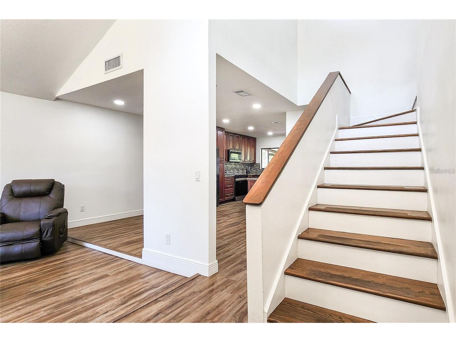 16169 Gardendale Drive Tampa FL 33624 TB8513834 image13