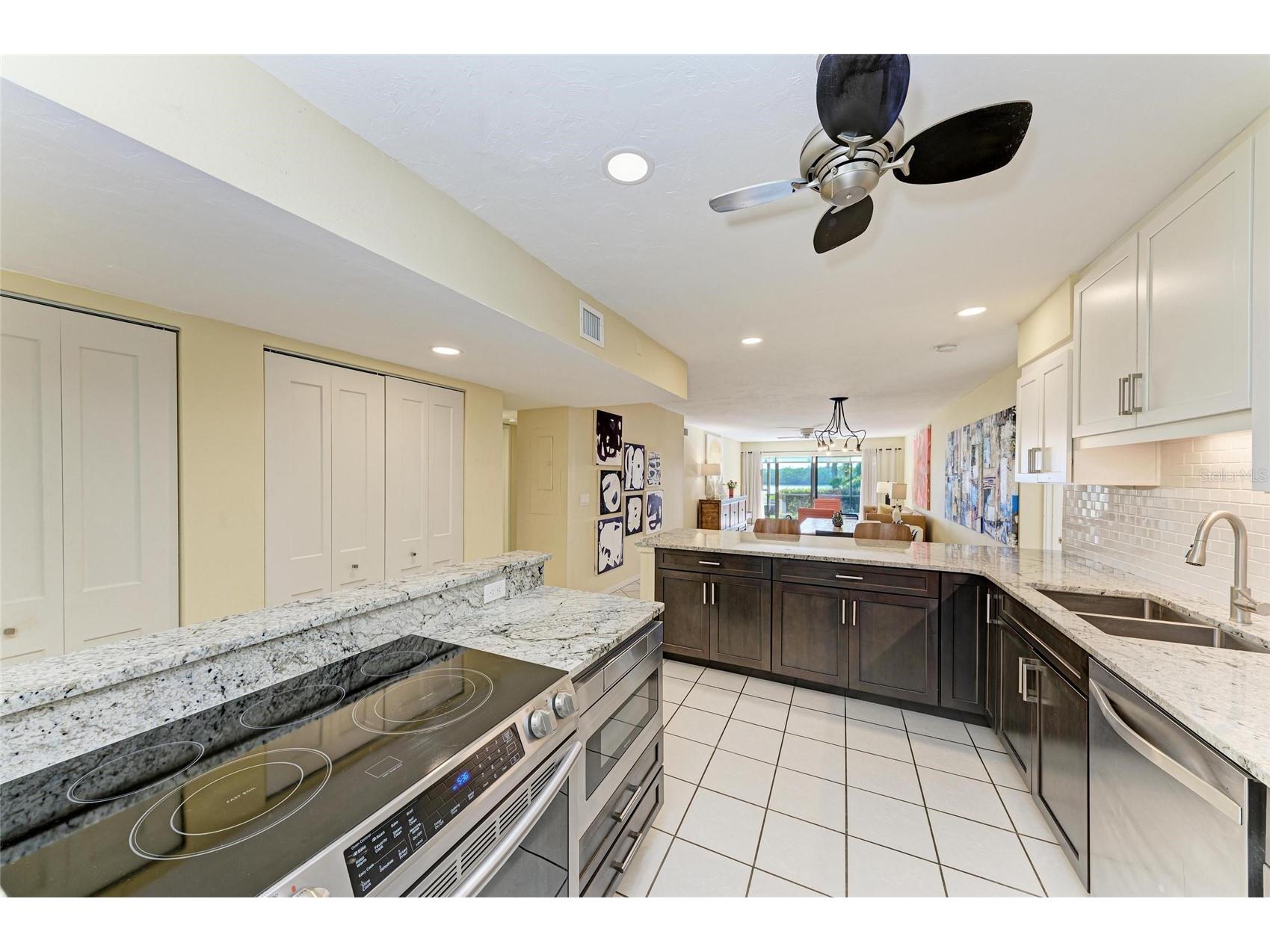 1617 Bayhouse Court #121 Sarasota FL 34231 A4677618 image11