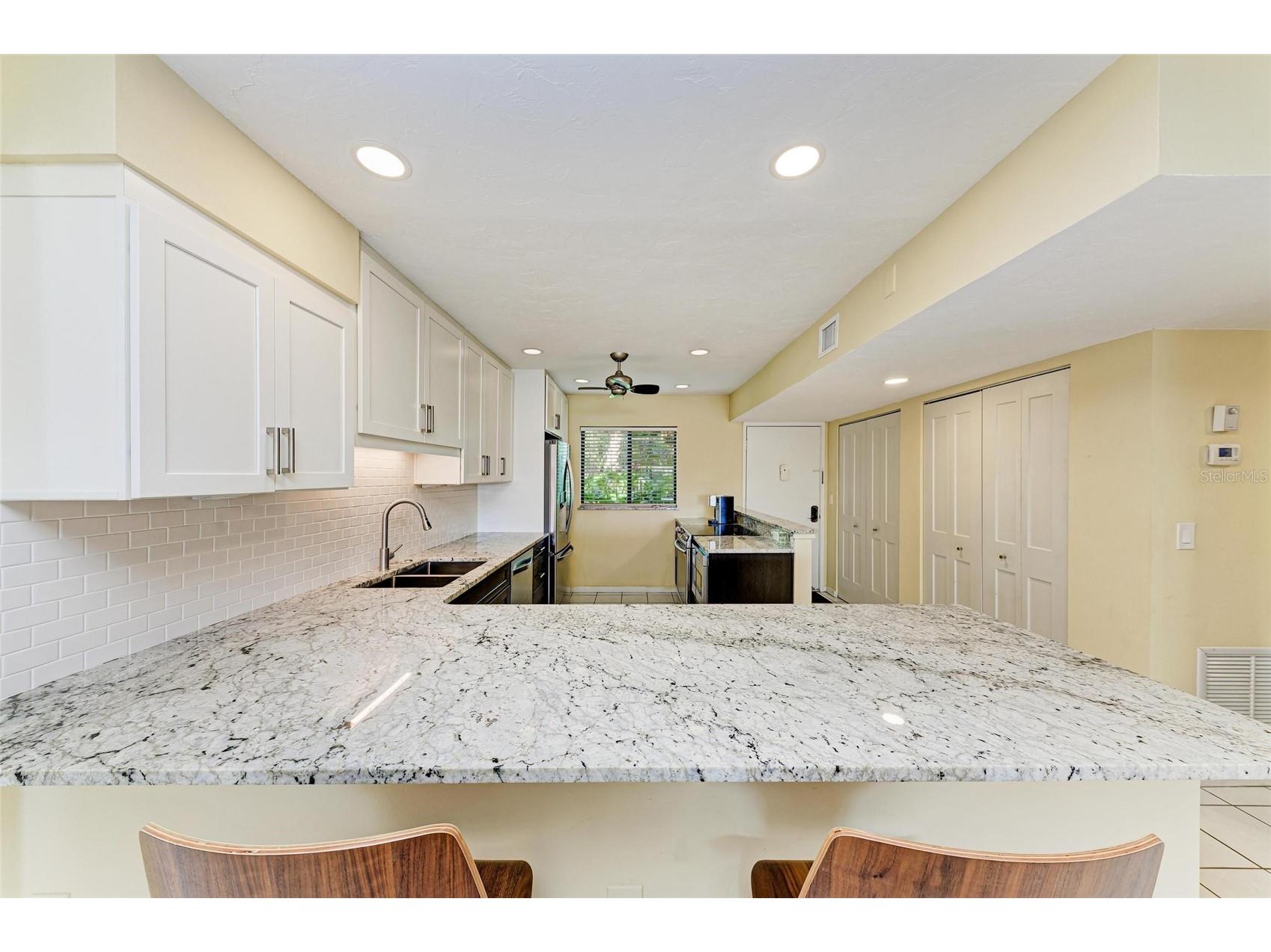 1617 Bayhouse Court #121 Sarasota FL 34231 A4677618 image13