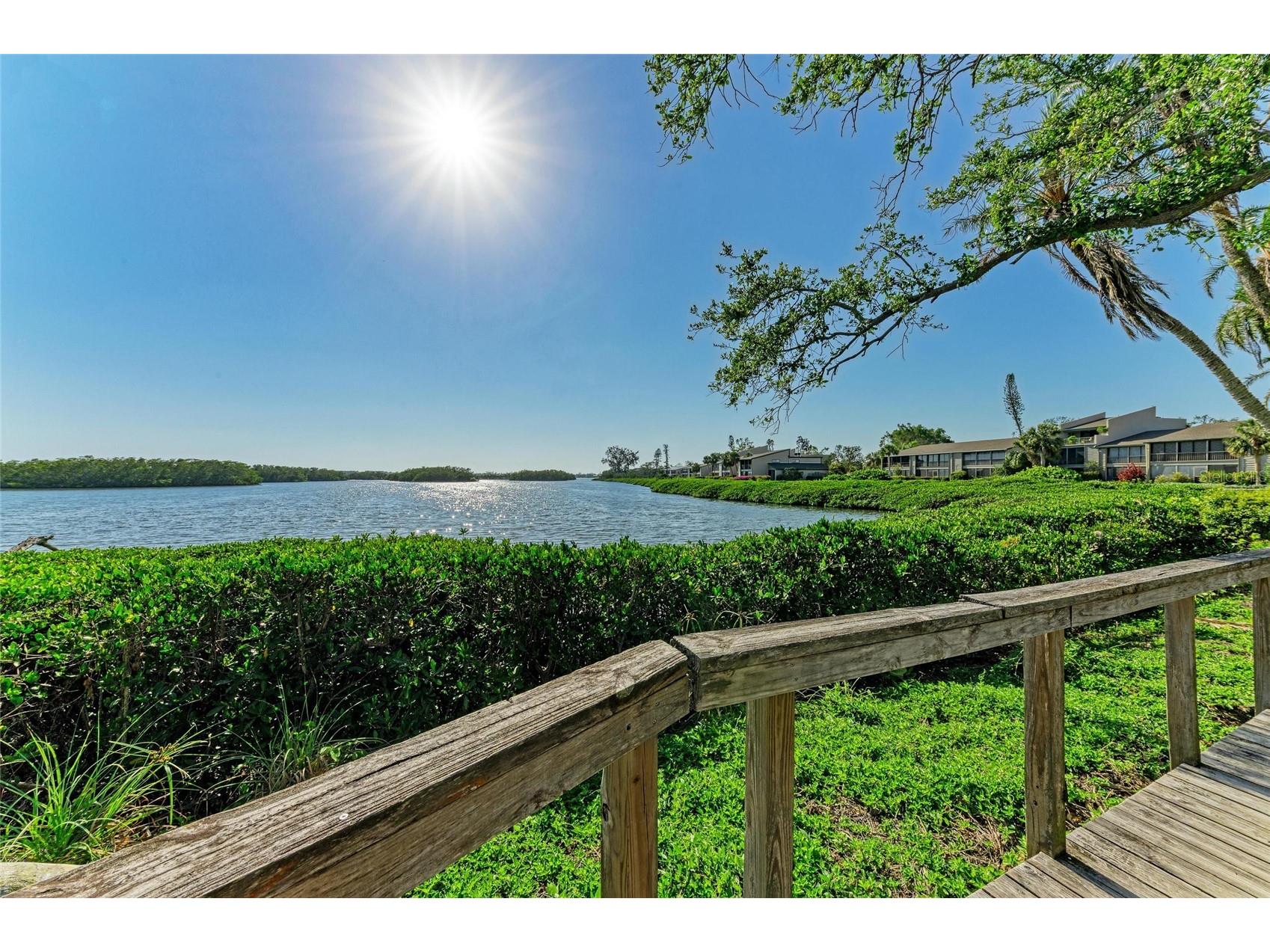 1617 Bayhouse Court #121 Sarasota FL 34231 A4677618 image4