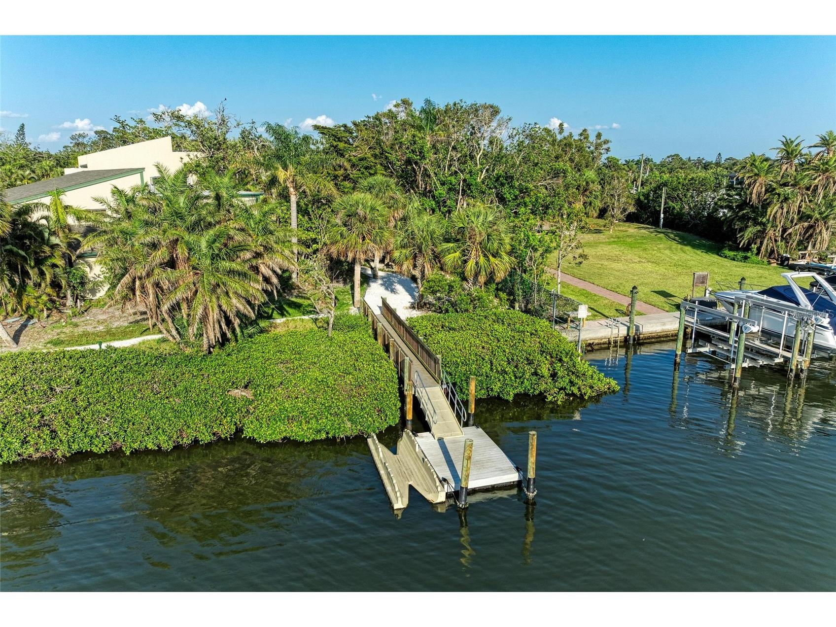 1617 Bayhouse Court #121 Sarasota FL 34231 A4677618 image74