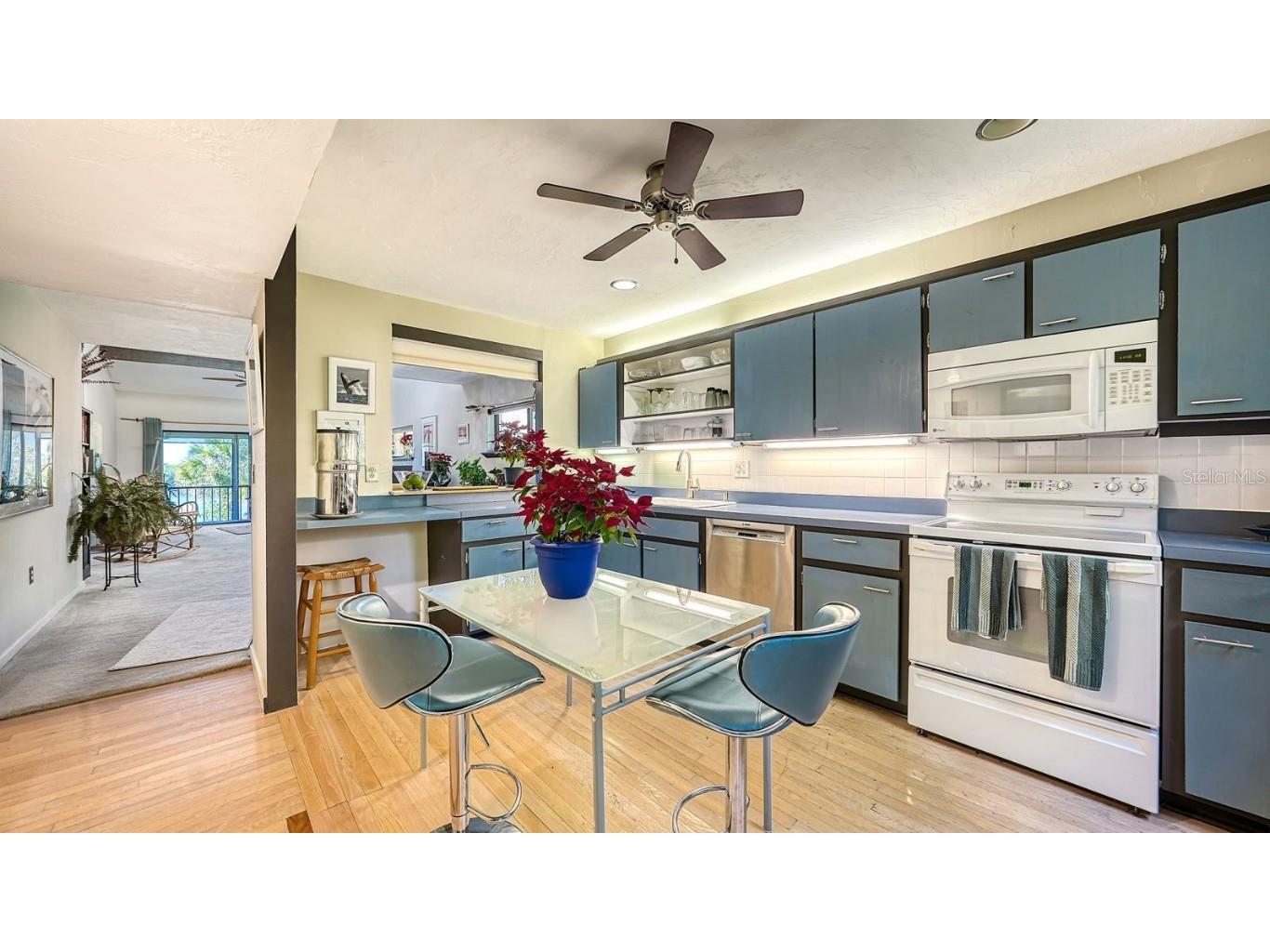 1617 Bayhouse Court #BA221 Sarasota FL 34231 A4627487 image3