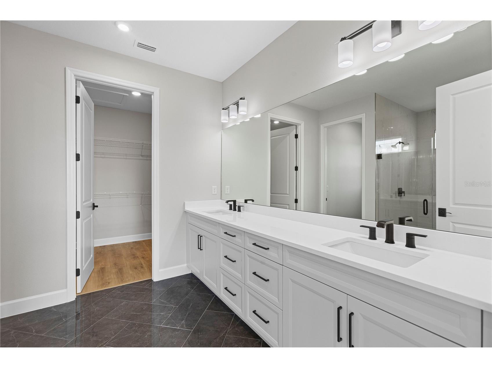 1617 Bellagio Loop Tavares FL 32778 - LAKE HARRIS W7886577 image12