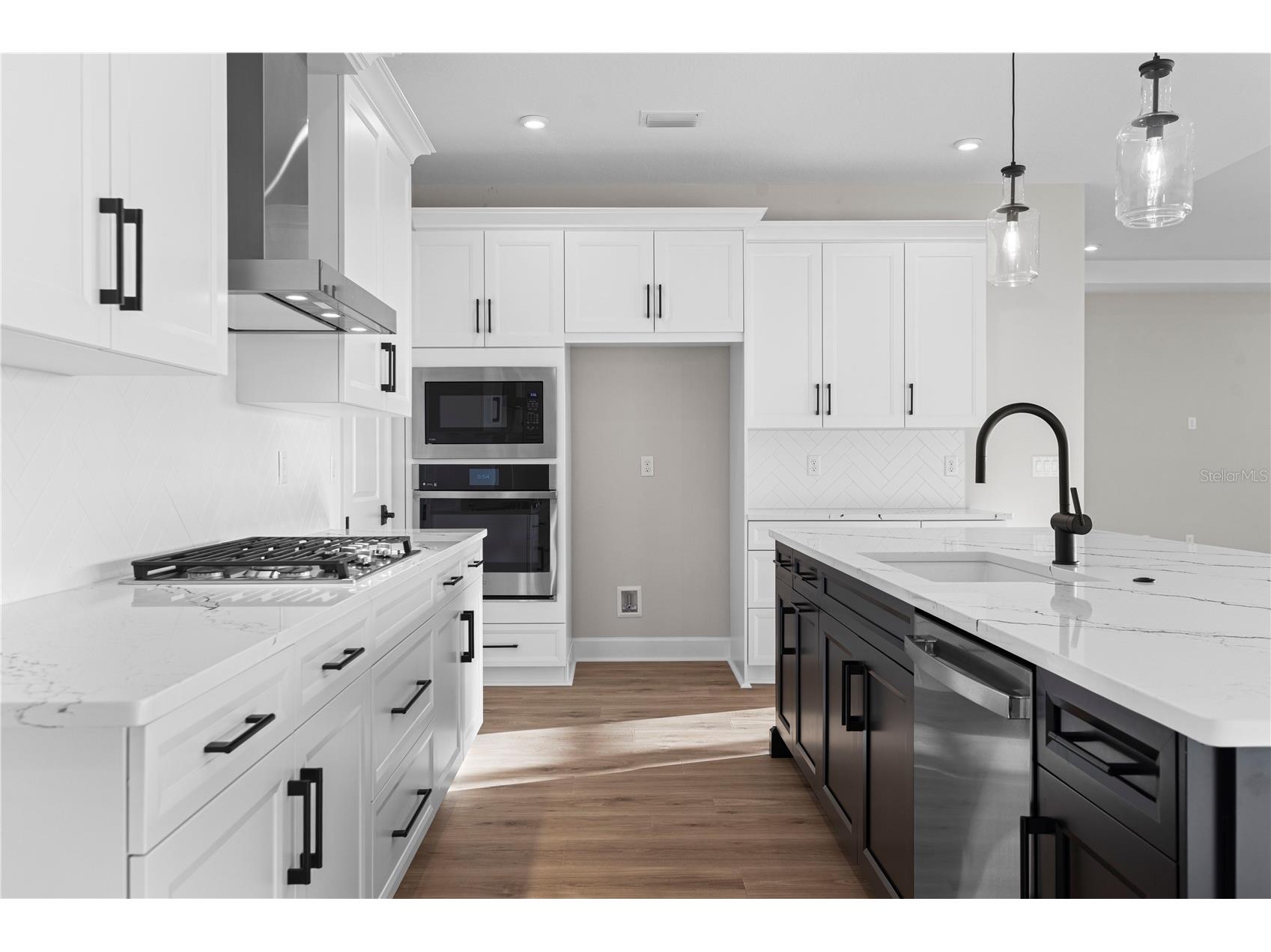 1617 Bellagio Loop Tavares FL 32778 - LAKE HARRIS W7886577 image4