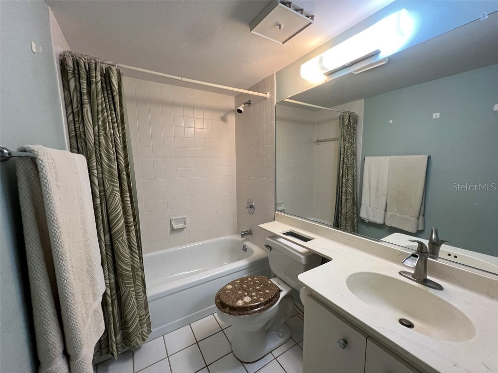 1617 Brookhouse Drive #256 Sarasota FL 34231 A4676511 image4