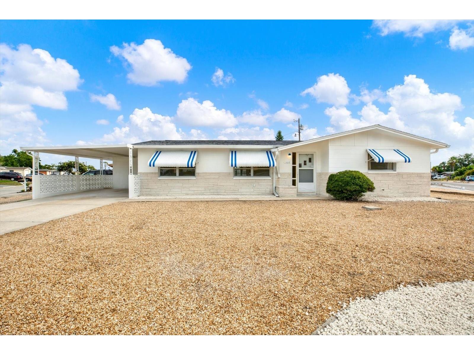 1617 Derrick Street Holiday FL 34690 TB8515302 image1
