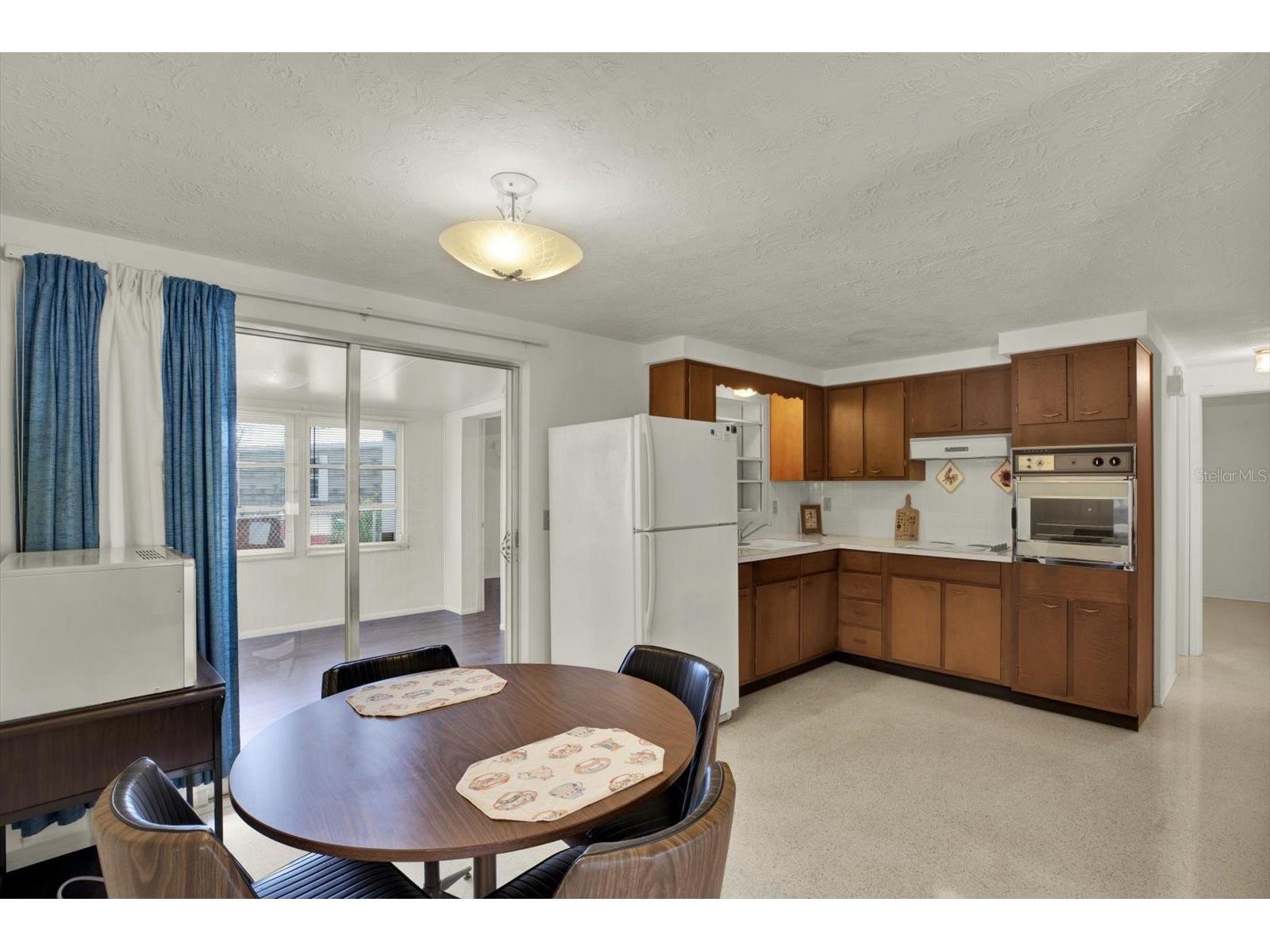 1617 Derrick Street Holiday FL 34690 TB8515302 image9