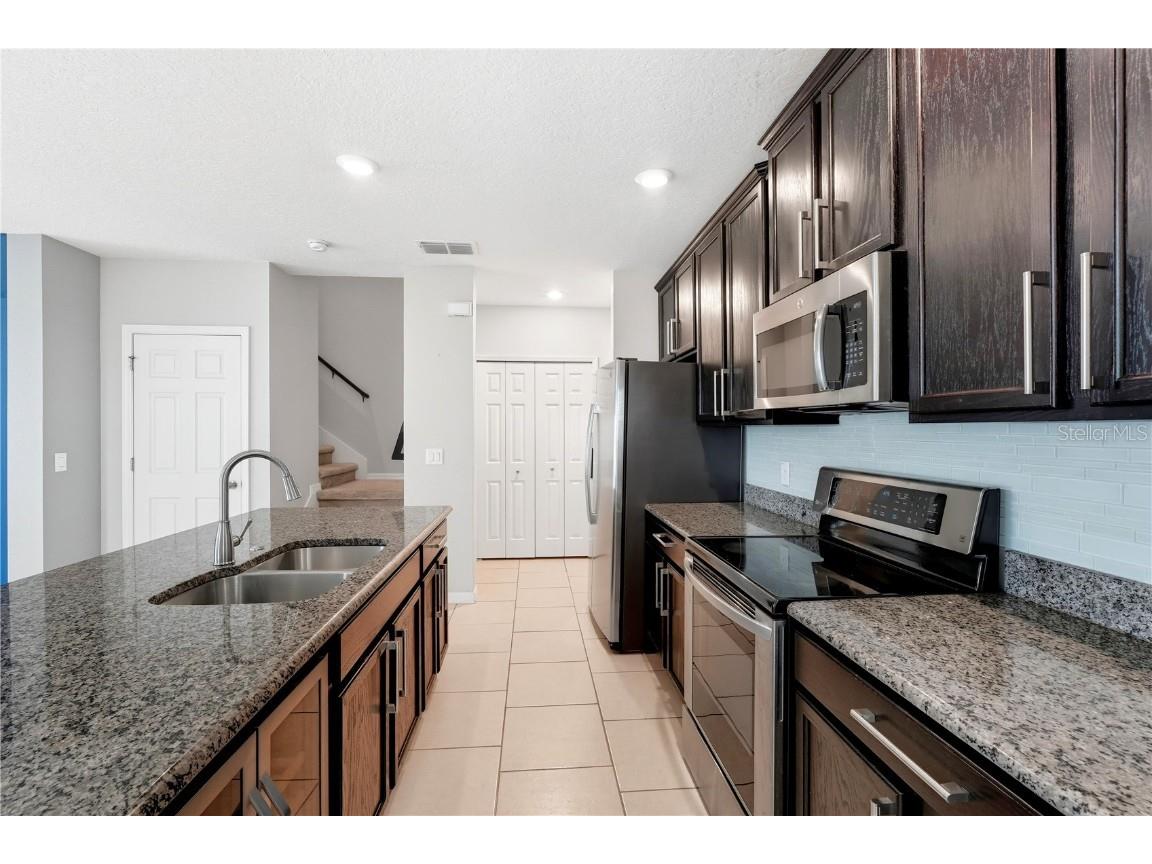 1617 Mohegan Boulevard Kissimmee FL 34744 O6349369 image9