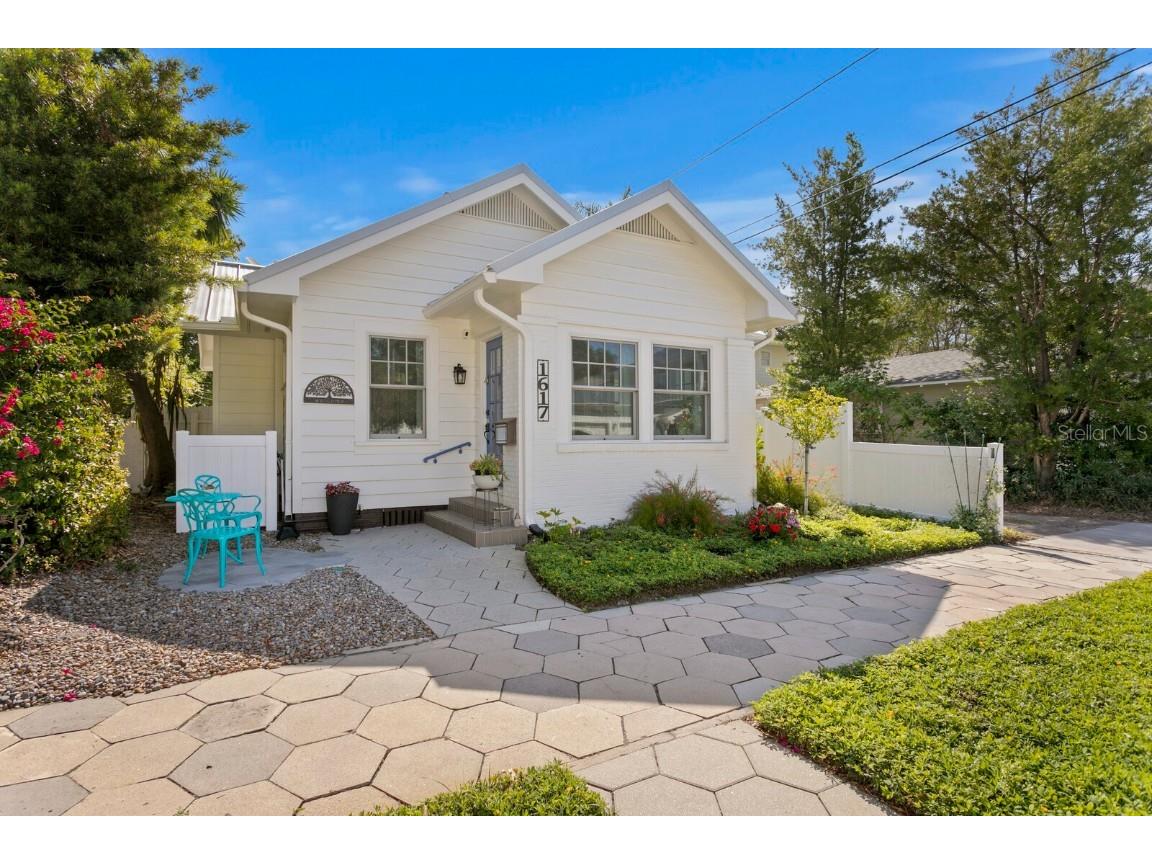 1617 Oak Street NE Saint Petersburg FL 33704 TB8367245 image1