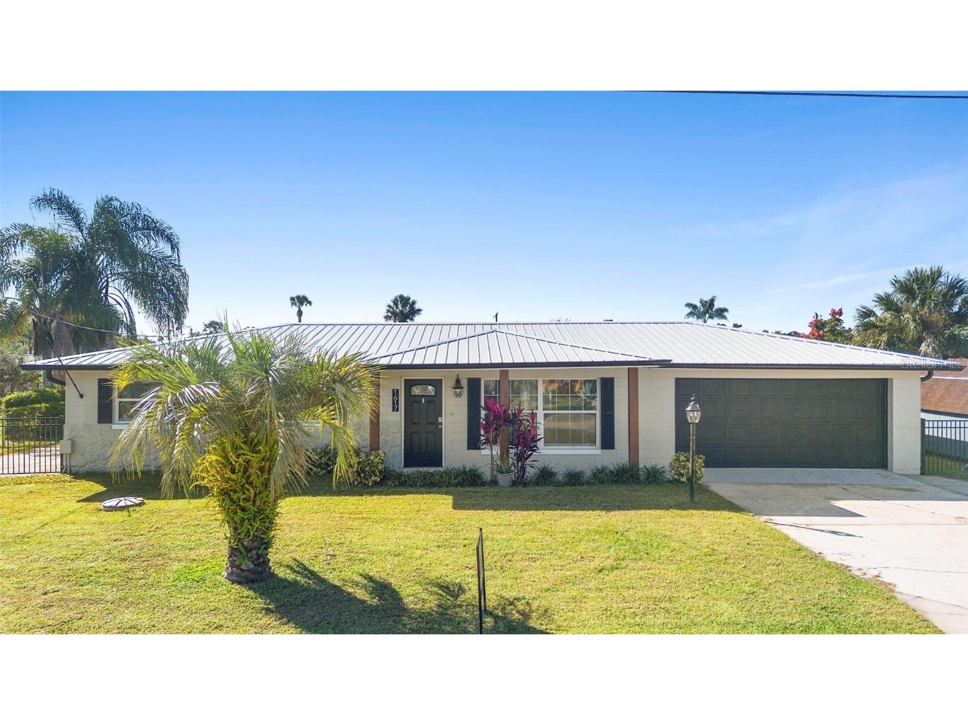 1617 Paradise Lane Astor FL 32102 - ST JOHN'S RIVER O6352325 image1