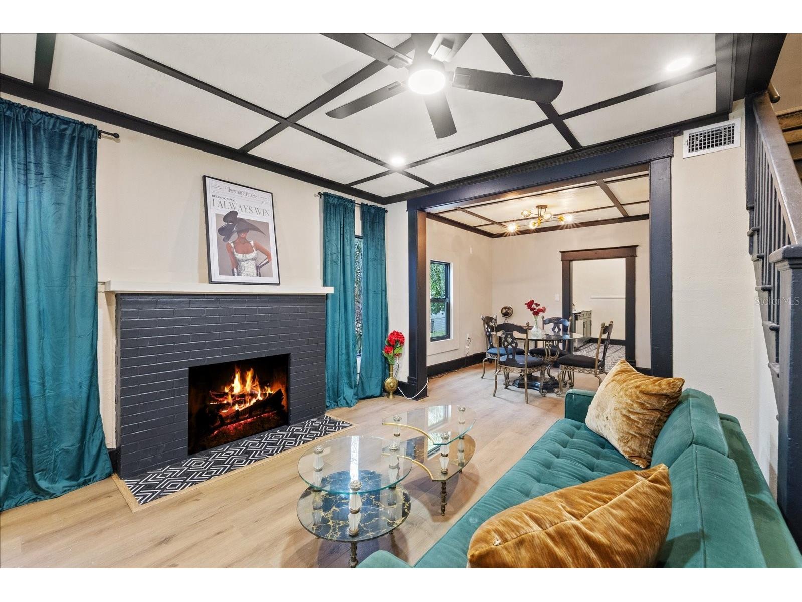 1618 12th Street S Saint Petersburg FL 33705 W7886720 image9