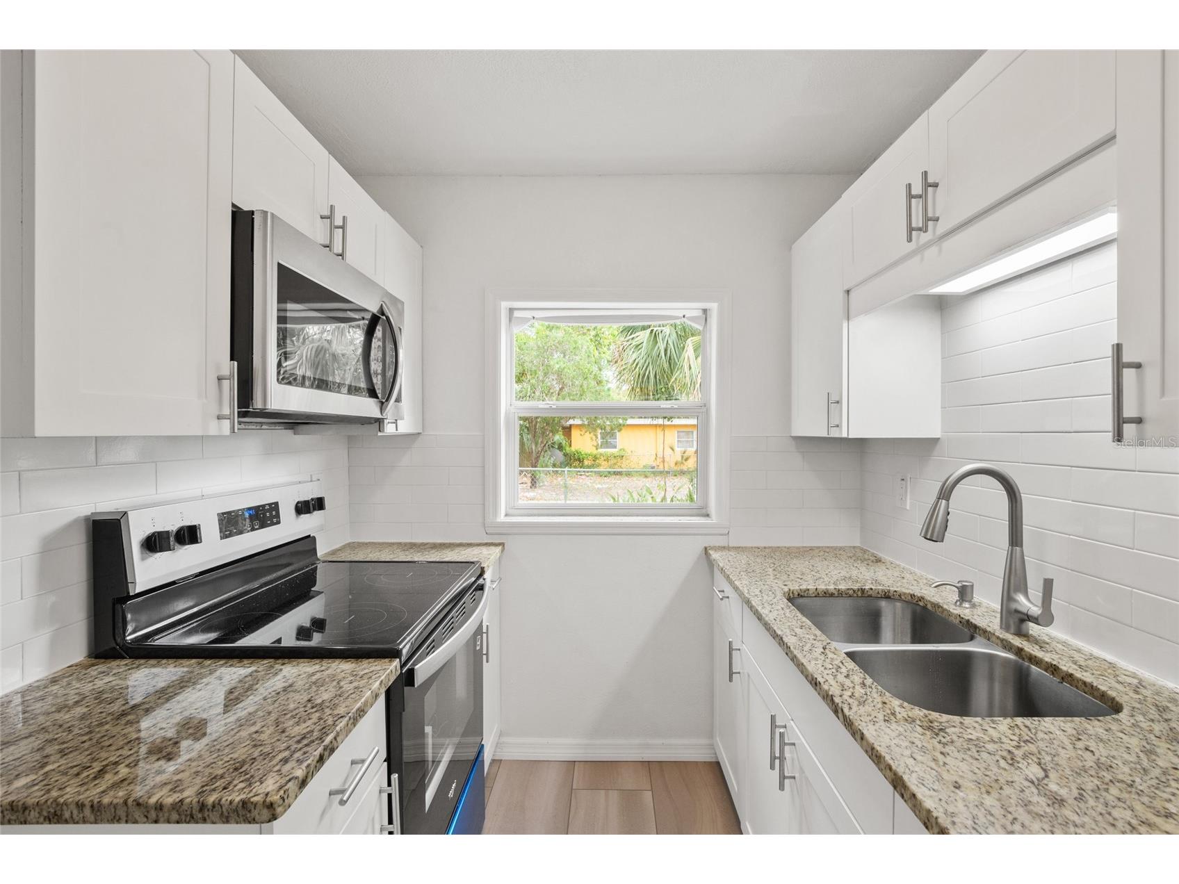 1618 43rd Street S Saint Petersburg FL 33711 A4688366 image2