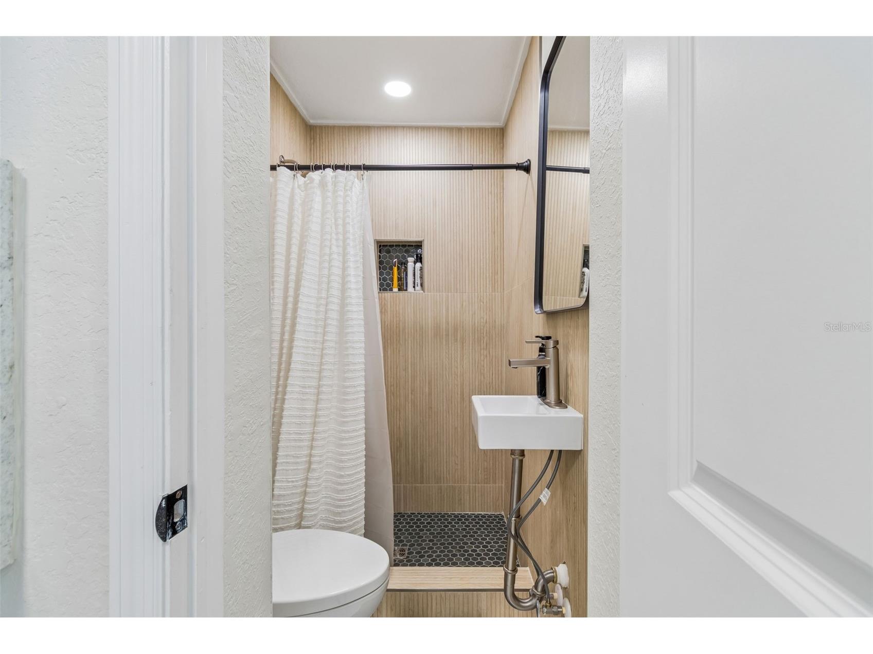 1618 Barry Road Clearwater FL 33756 TB8490958 image52