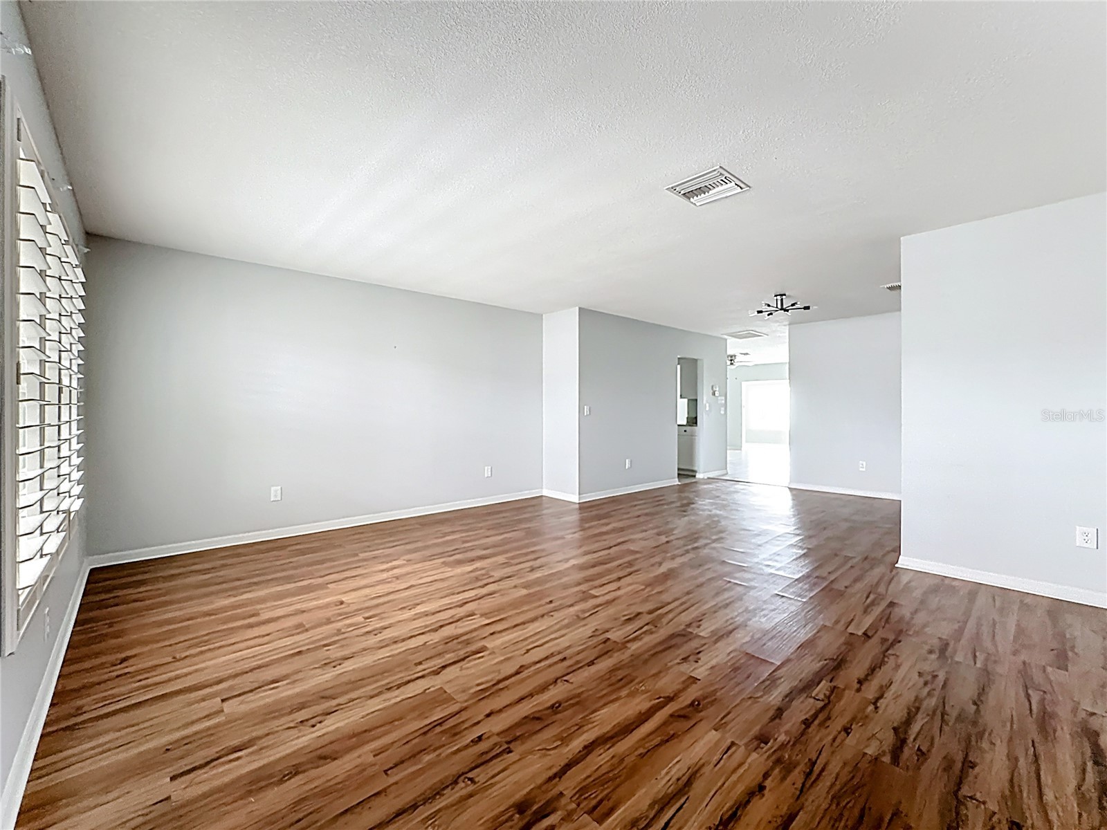 1618 Bentwood Drive Sun City Center FL 33573 L4961051 image3