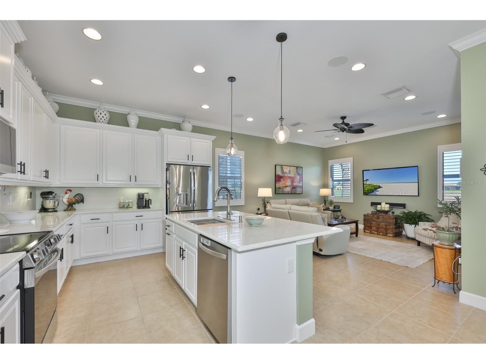 1618 Emerald Dunes Drive Sun City Center FL 33573 TB8505501 image14