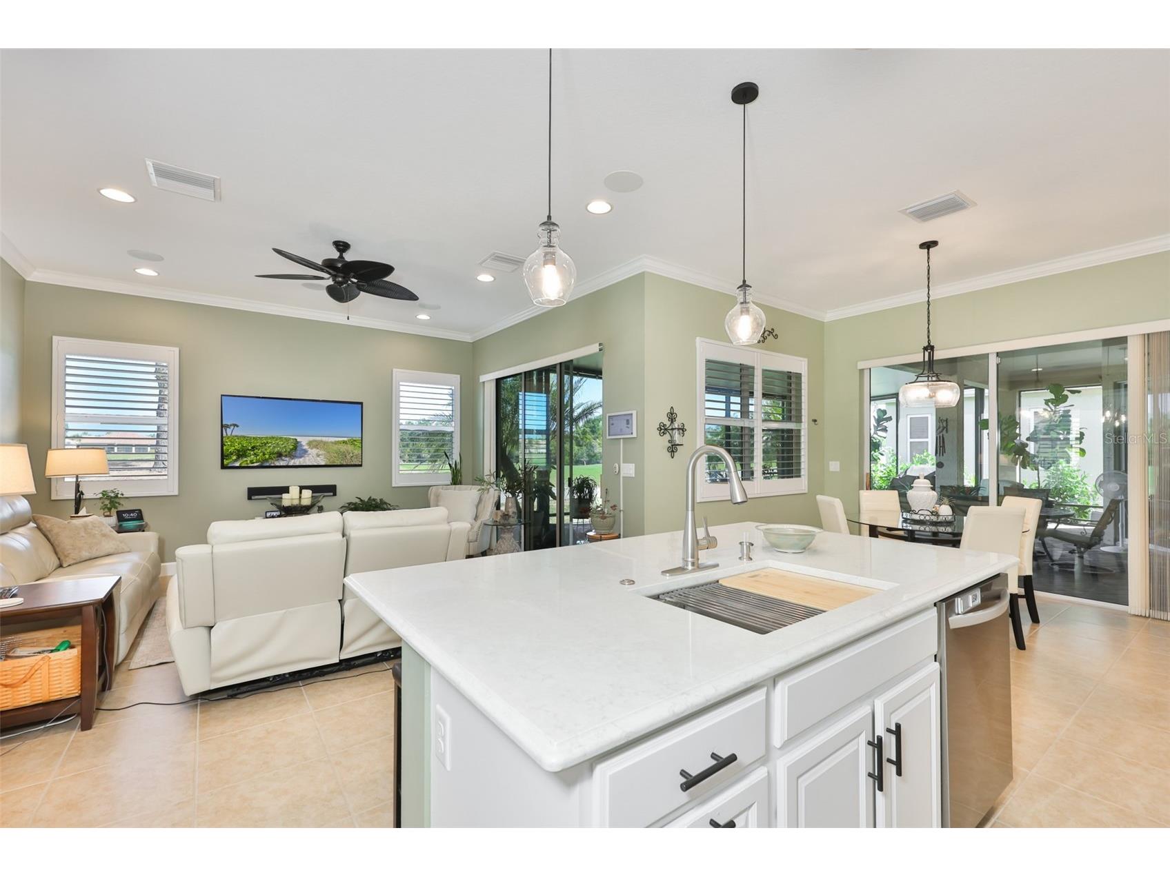1618 Emerald Dunes Drive Sun City Center FL 33573 TB8505501 image16
