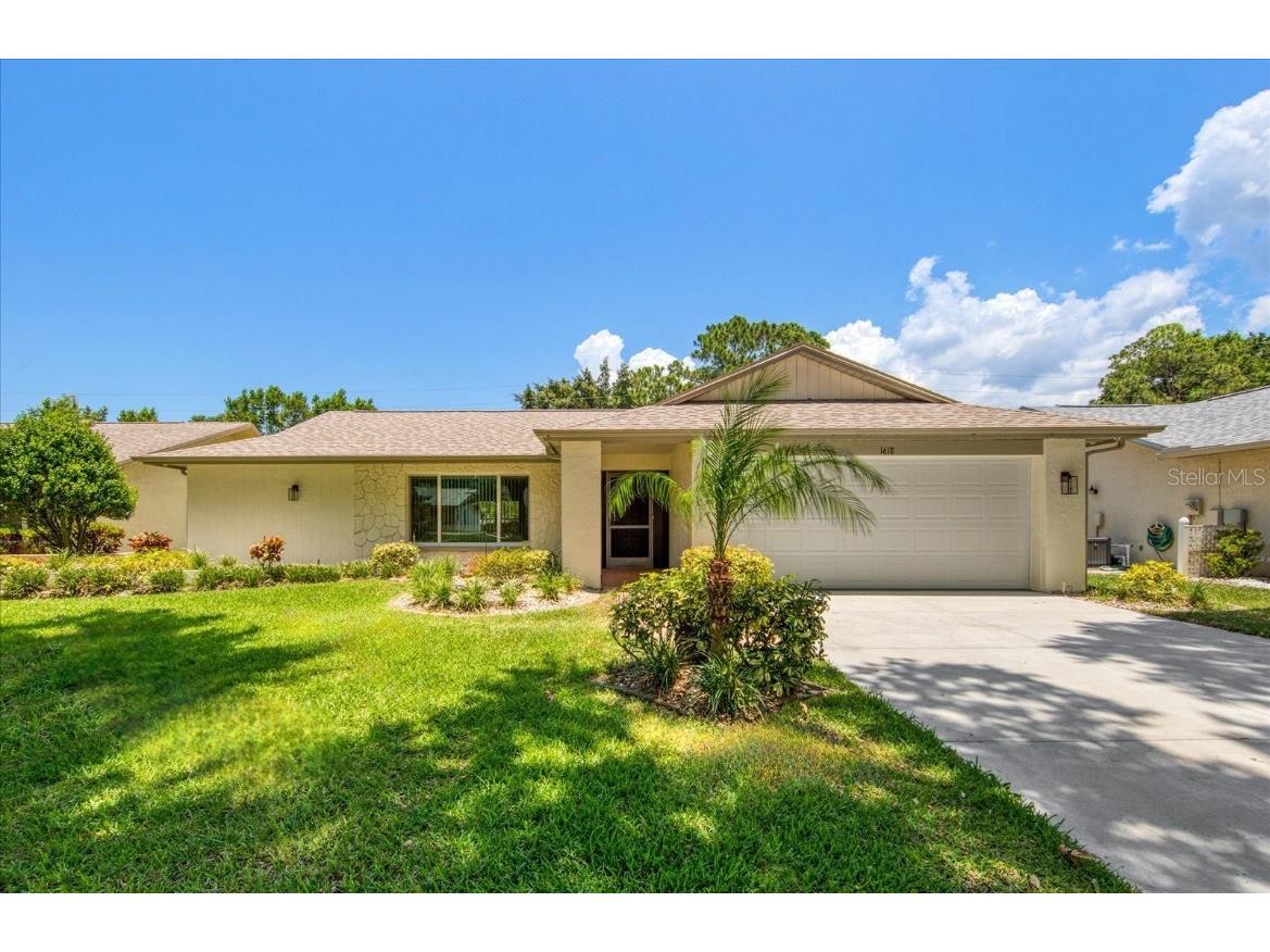 1618 Glengarry Drive Palm Harbor FL 34684 - LAKE TARPON U8245205 image1