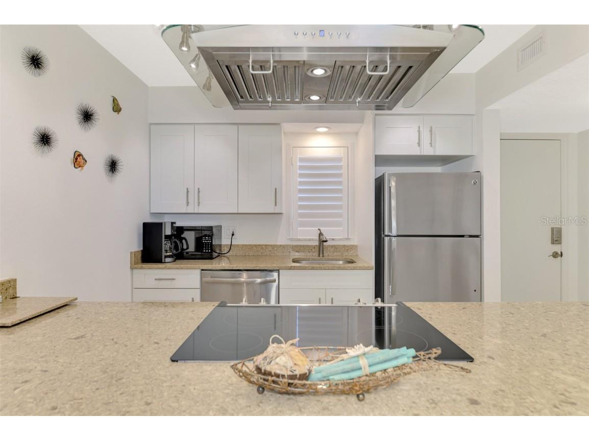 1618 Stickney Point Road #101 Sarasota FL 34231 A4641567 image17