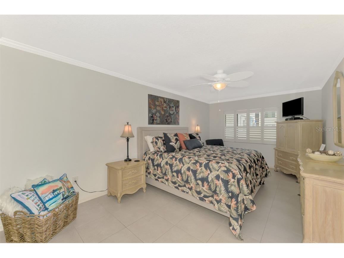 1618 Stickney Point Road #101 Sarasota FL 34231 A4641567 image24