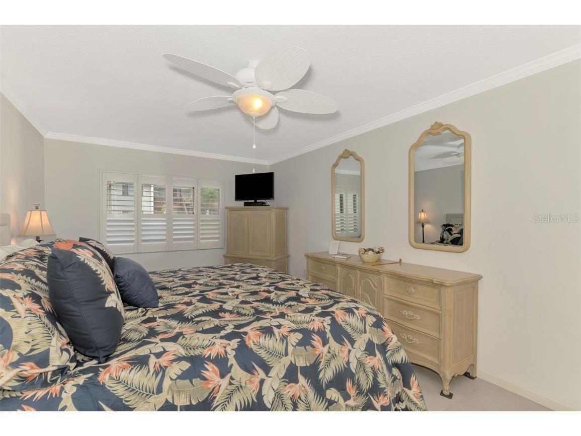 1618 Stickney Point Road #101 Sarasota FL 34231 A4641567 image25