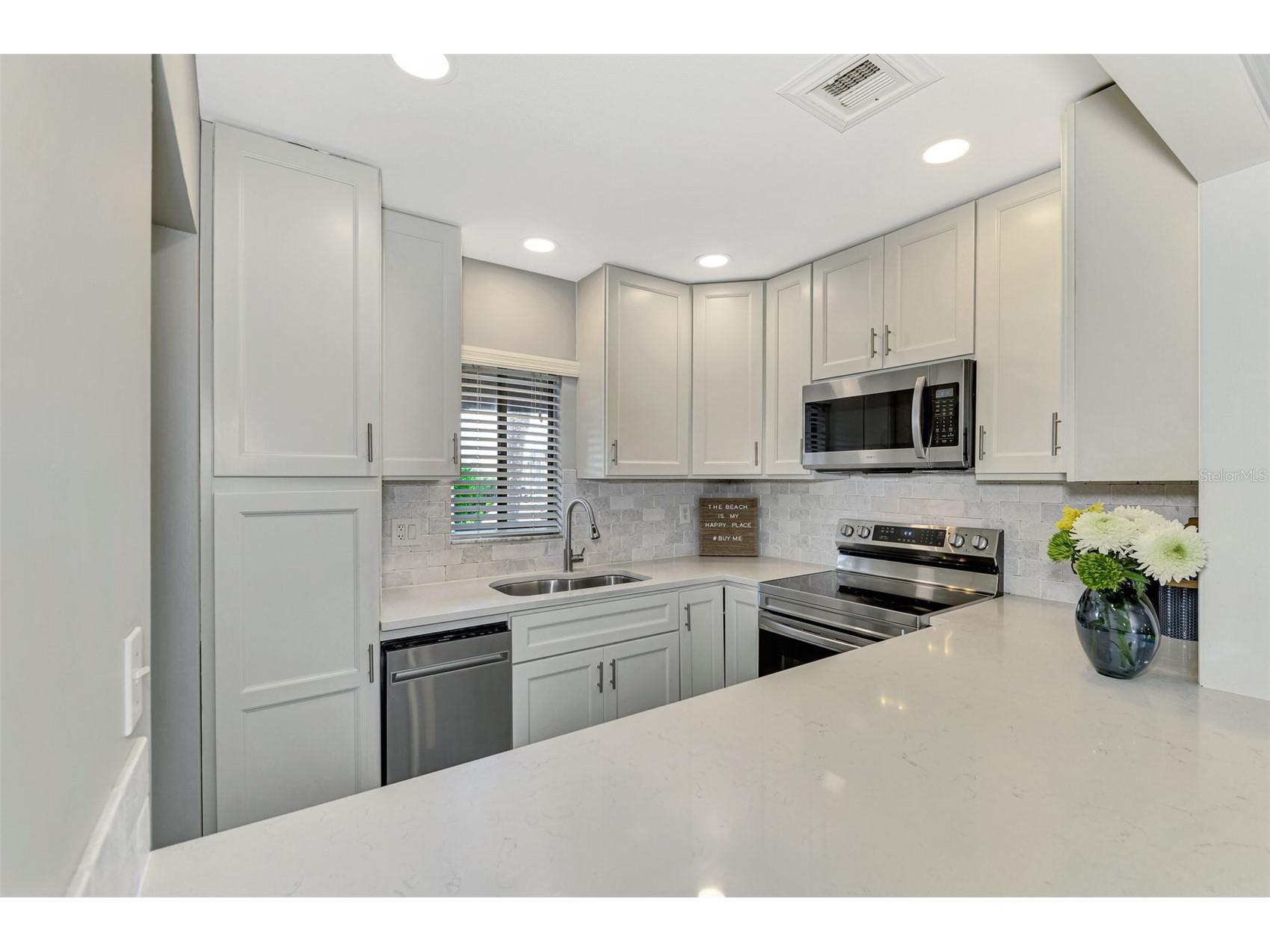 1618 Stickney Point Road #1618-202 Sarasota FL 34231 A4636170 image23