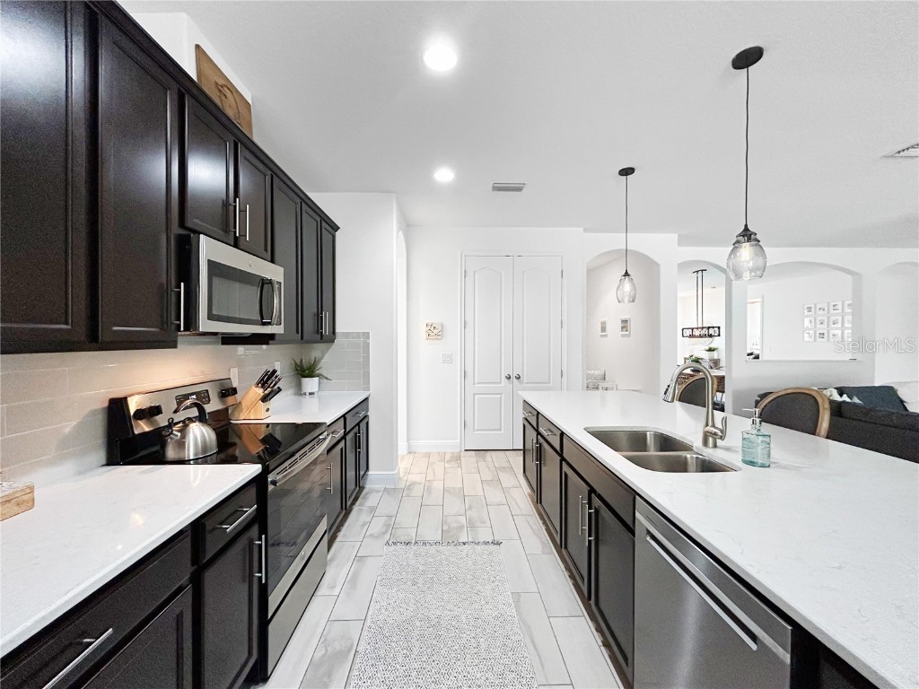 1619 Anastacia Lane Sun City Center FL 33573 TB8449740 image15