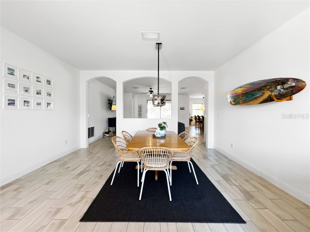 1619 Anastacia Lane Sun City Center FL 33573 TB8449740 image7