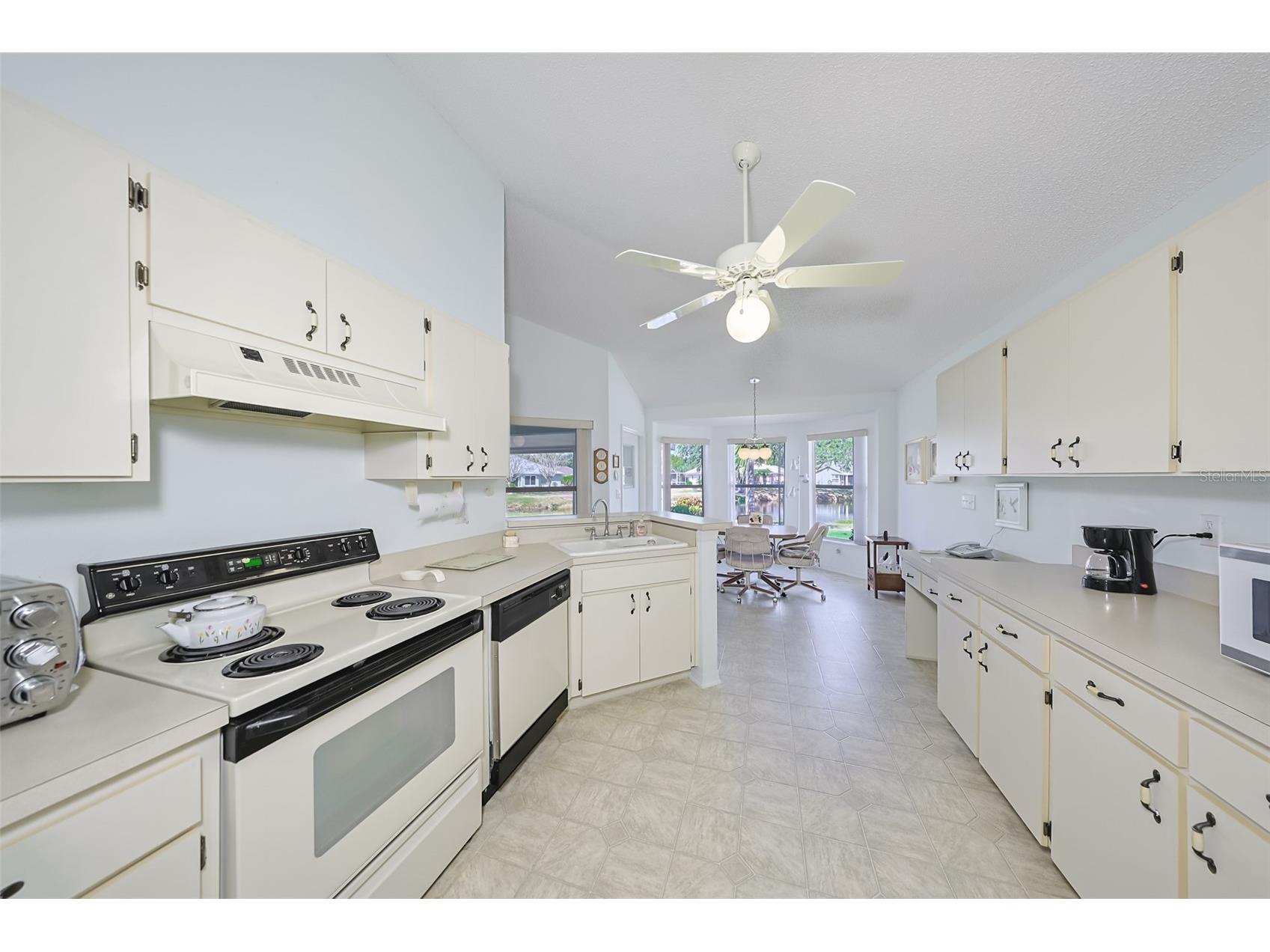 1619 Brookton Green Drive Sun City Center FL 33573 TB8442847 image12