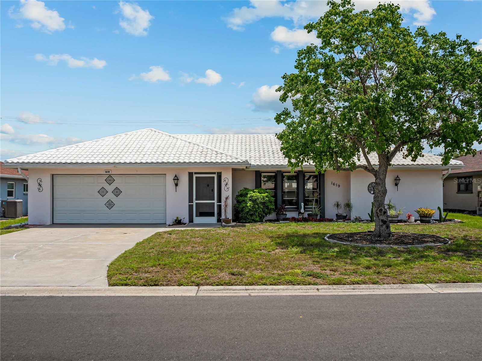 1619 E Cypress Point Drive Venice FL 34293 N6144517 image1