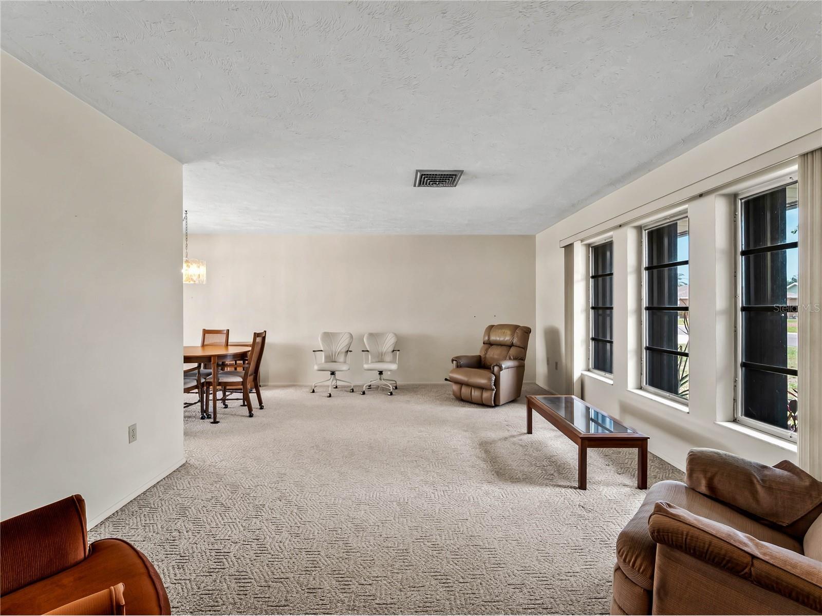 1619 E Cypress Point Drive Venice FL 34293 N6144517 image8