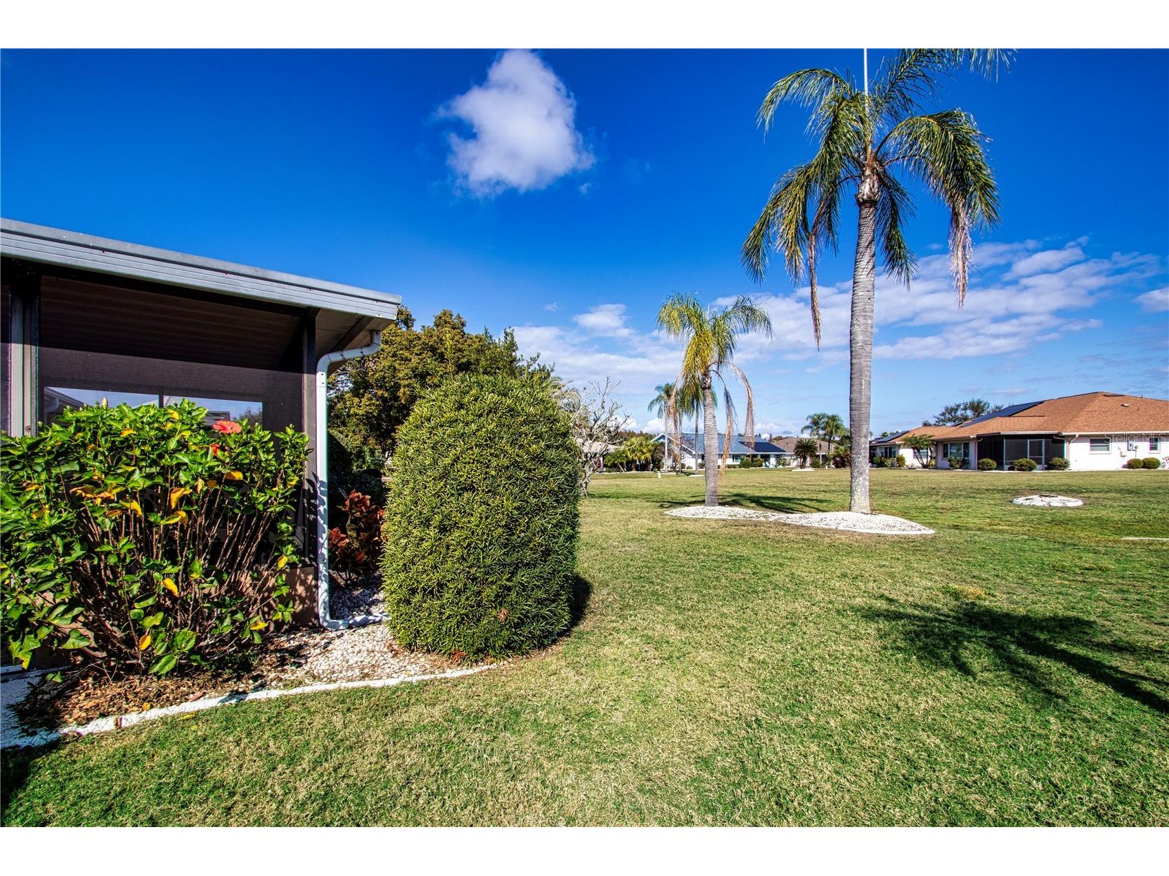 1619 Faxton Drive Sun City Center FL 33573 TB8462323 image60