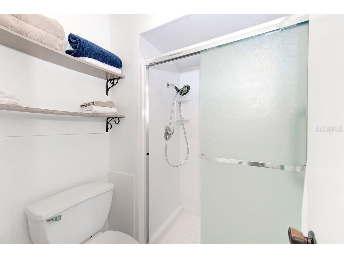 1619 Mission Hills Boulevard Clearwater FL 33759 TB8433325 image17