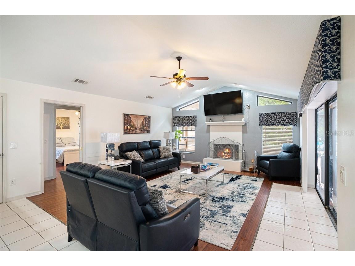 1619 Palace Court Valrico FL 33594 TB8453378 image5