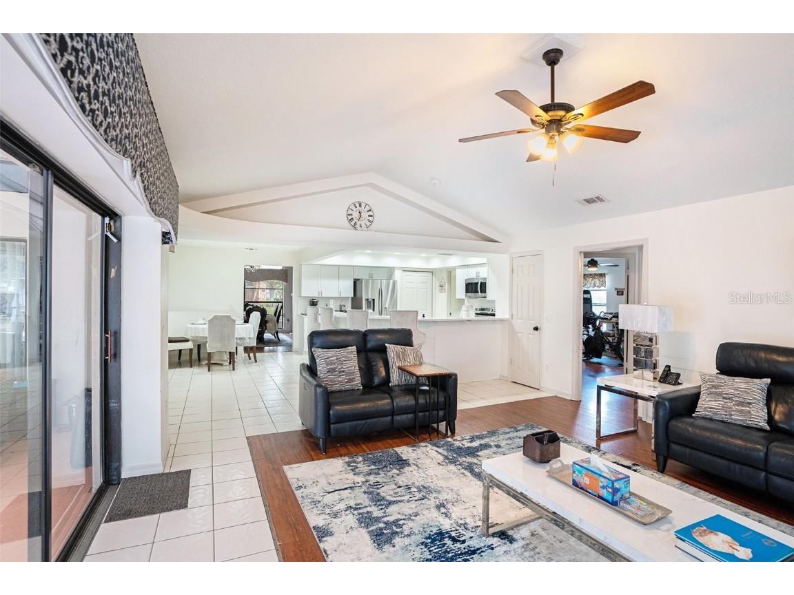 1619 Palace Court Valrico FL 33594 TB8453378 image6