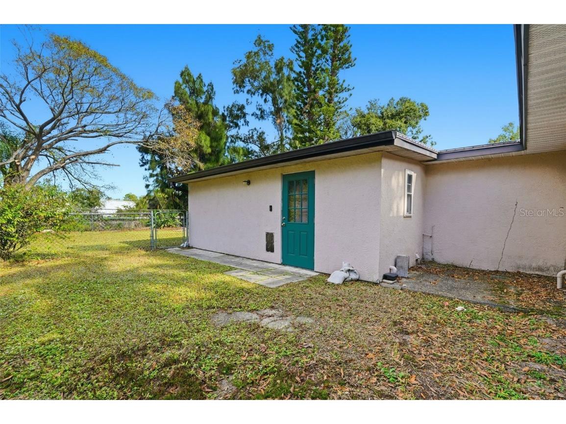 1619 Suponic Avenue Sarasota FL 34243 TB8454462 image37