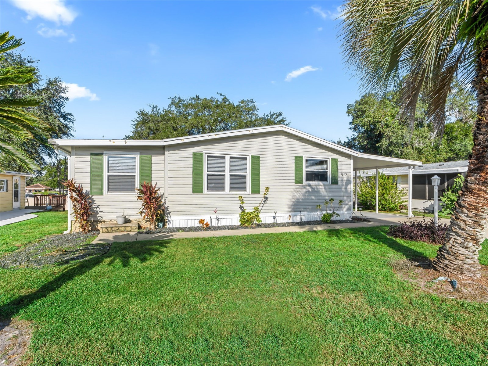 1619 W Schwartz Blvd  