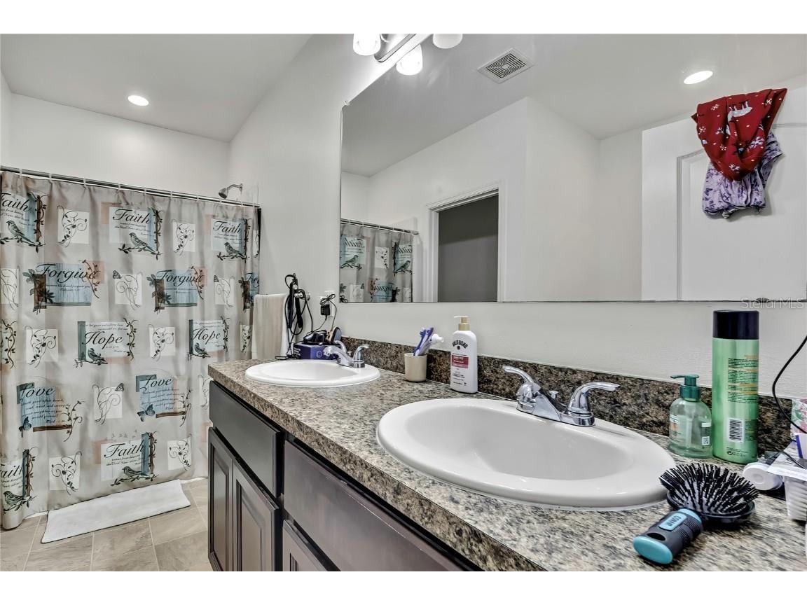 16197 Medrick Rd Weeki Wachee FL 34614 TB8434830 image11