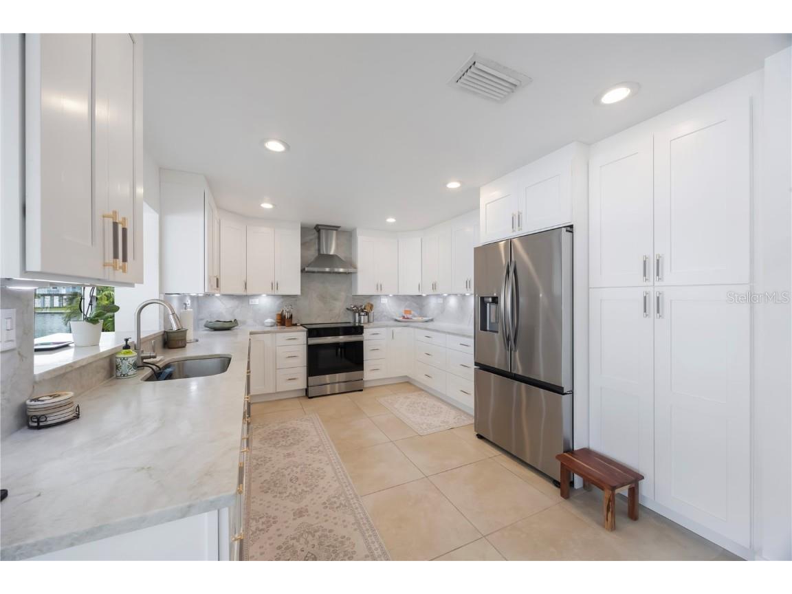 162 174th Terrace Drive E Redington Shores FL 33708 TB8430900 image10