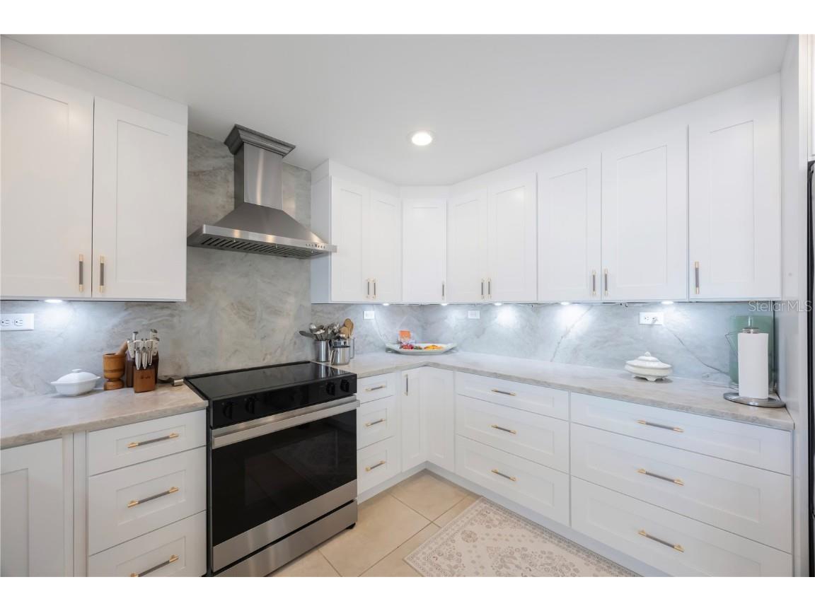 162 174th Terrace Drive E Redington Shores FL 33708 TB8430900 image13