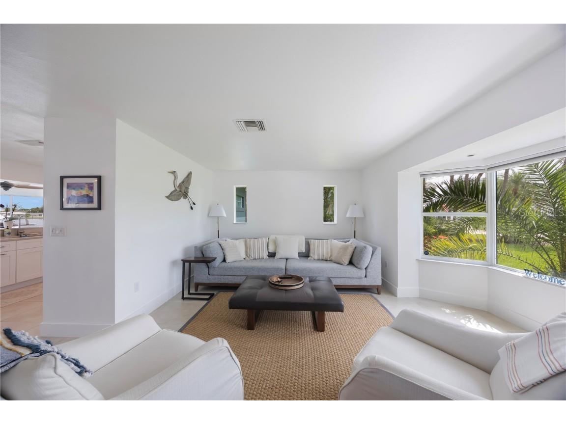 162 174th Terrace Drive E Redington Shores FL 33708 TB8430900 image3