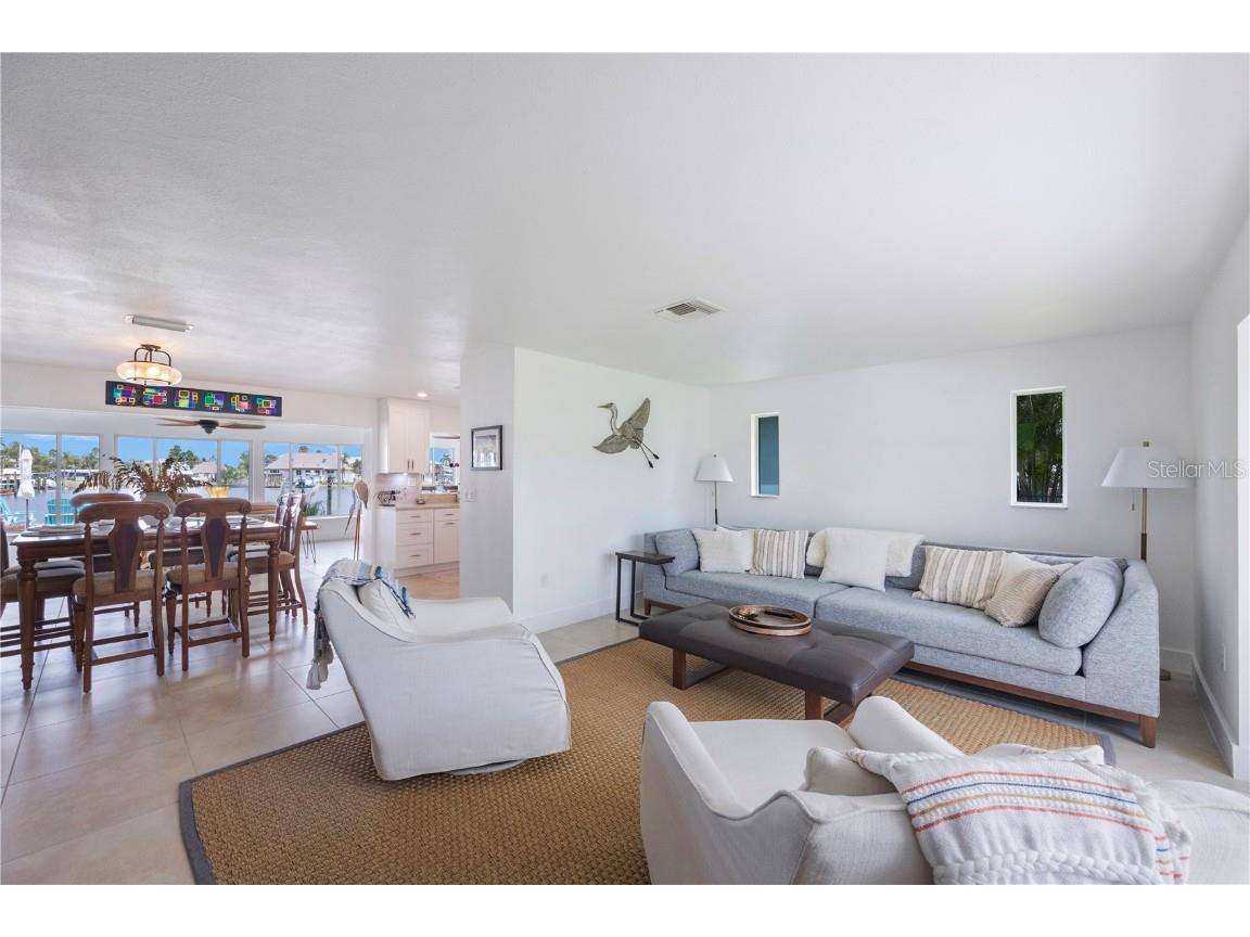 162 174th Terrace Drive E Redington Shores FL 33708 TB8430900 image4