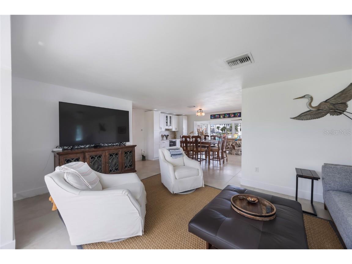 162 174th Terrace Drive E Redington Shores FL 33708 TB8430900 image5