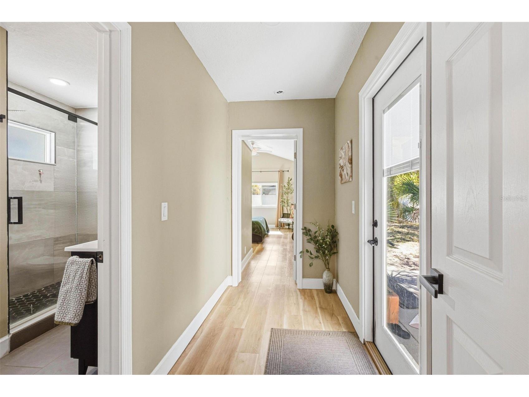 162 41st Avenue NE Saint Petersburg FL 33703 TB8470364 image17