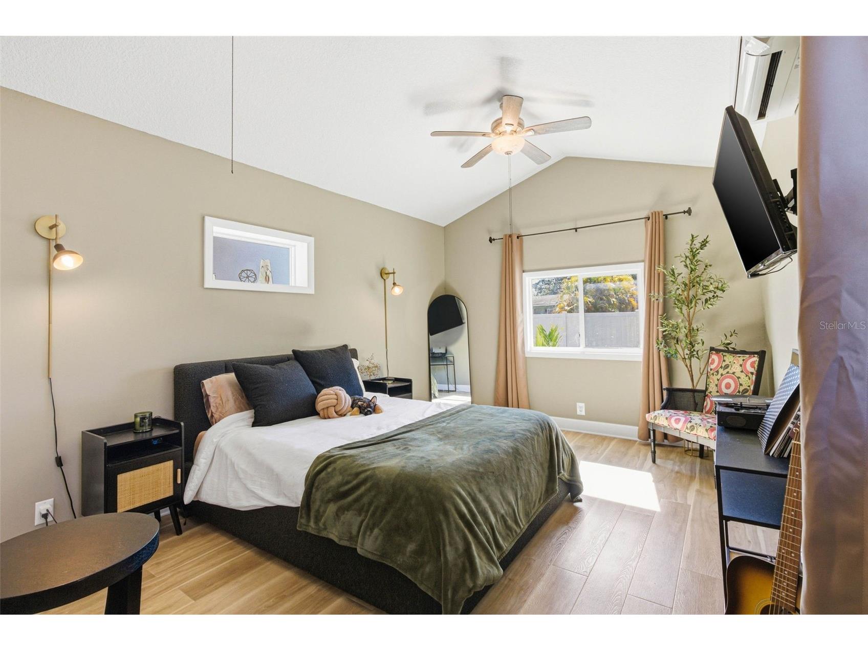 162 41st Avenue NE Saint Petersburg FL 33703 TB8470364 image18