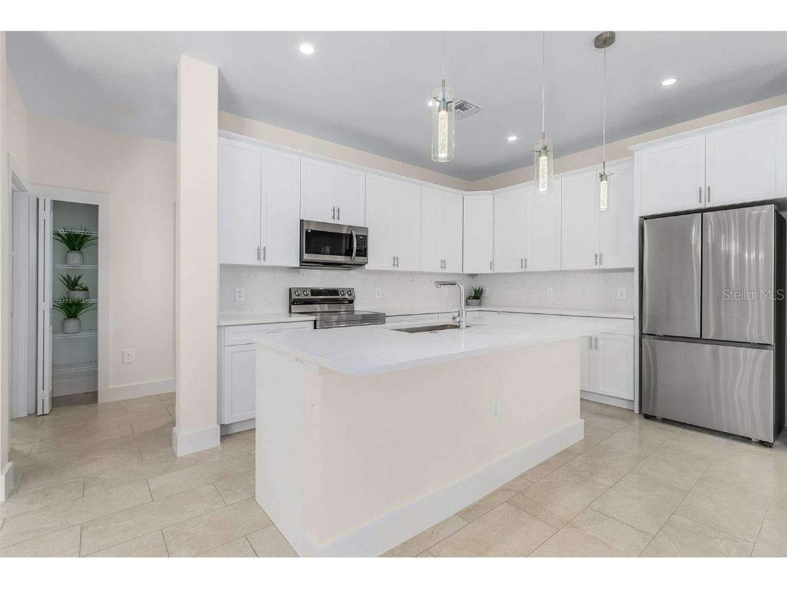 162 Apollo Drive Rotonda West FL 33947 A4677294 image4