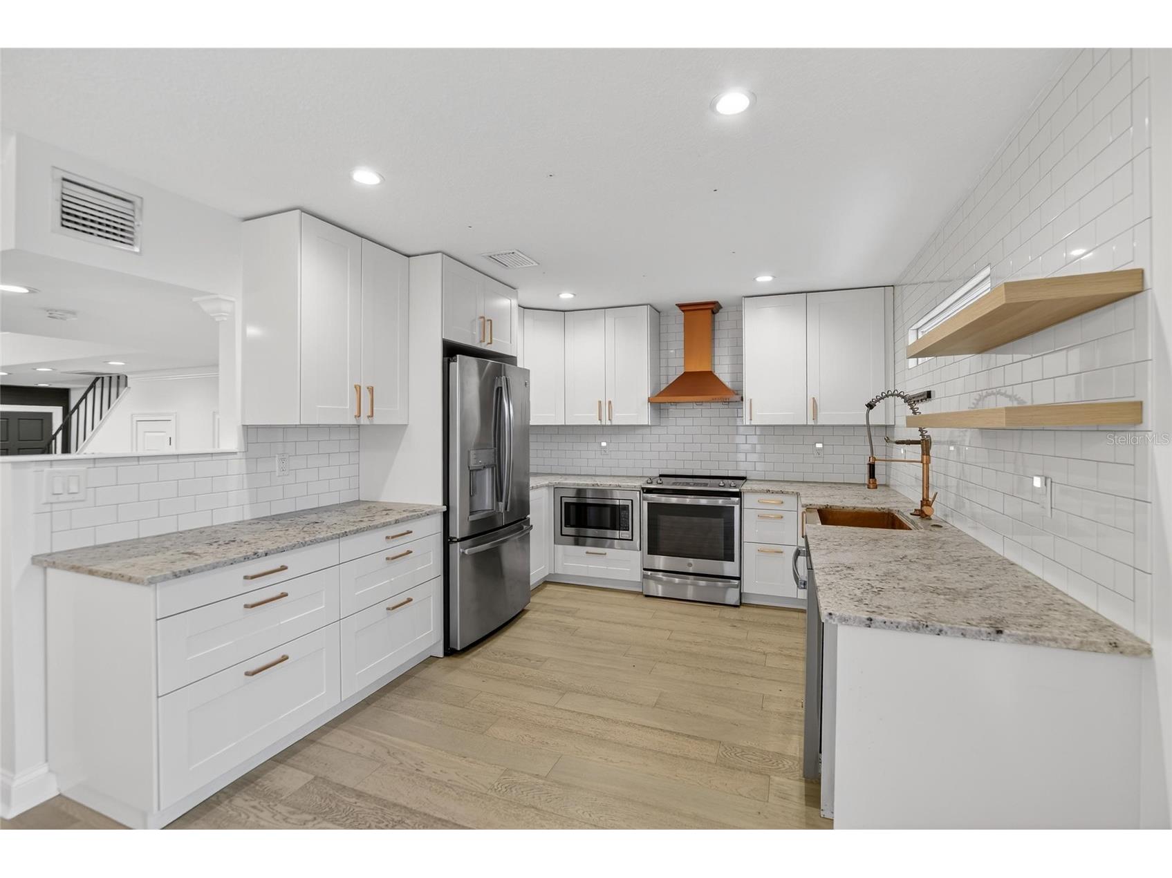 162 E Davis Boulevard Tampa FL 33606 TB8481596 image28