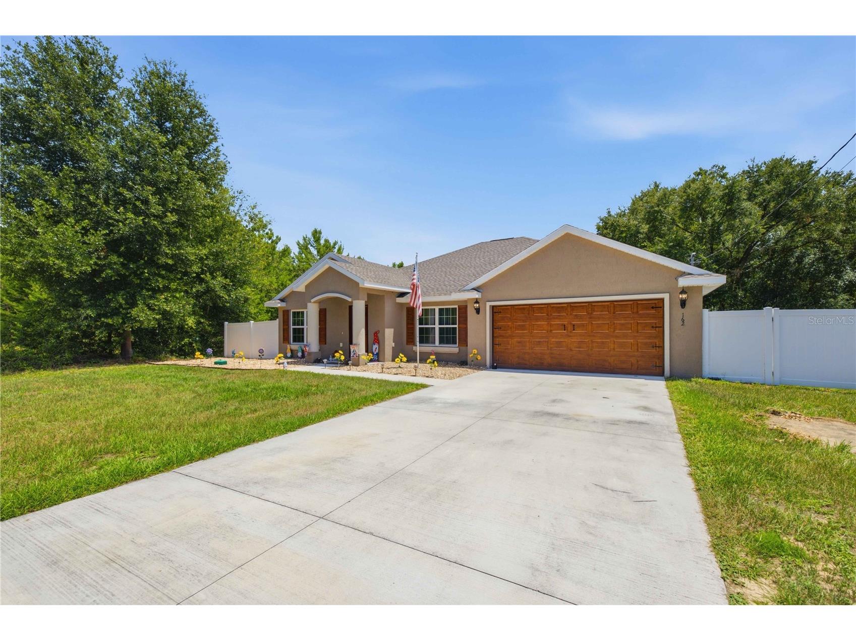 162 Guava Terrace Ocklawaha FL 32179 OM727468 image1