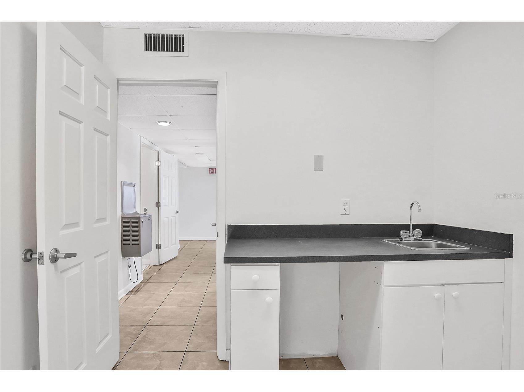 162 S Peninsula Drive Daytona Beach FL 32118 FC318231 image26